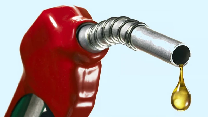 জ্বালানি সংকটে বদলে যাচ্ছে মানুষের যাপিত জীবন