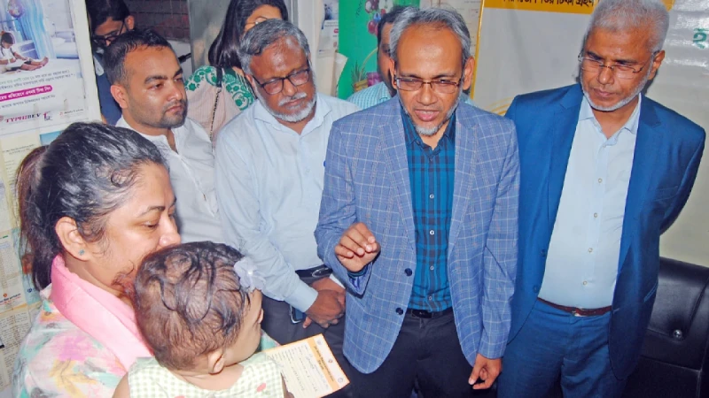 হাম নিয়ে উদ্বেগ তৈরি হলেও সরকার দ্রুত পদক্ষেপ গ্রহণ করেছে: ডা. রফিক